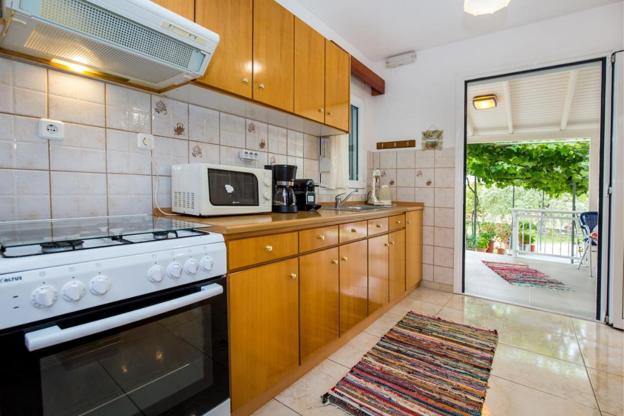 Kiriakos Holiday Home 阿斯特里斯 外观 照片
